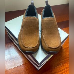 NWT NIB  New Lands End Men's Suede Brown Slip On Shoes Outdoor Snow Size 8D